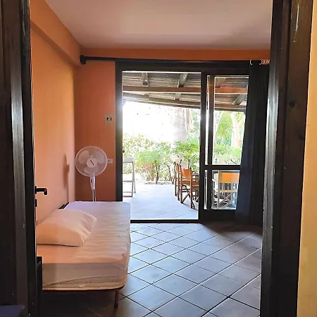 Tasteful In Sant Irene Torre Vecchia With Pool Apartment San Costantino